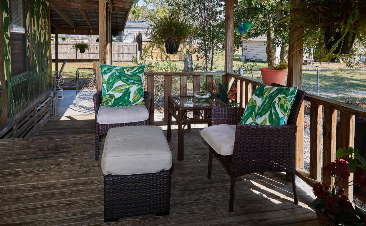 Room In Bb - Pleasant Days Bb Tropical Master Suite هوموساسا المظهر الخارجي الصورة