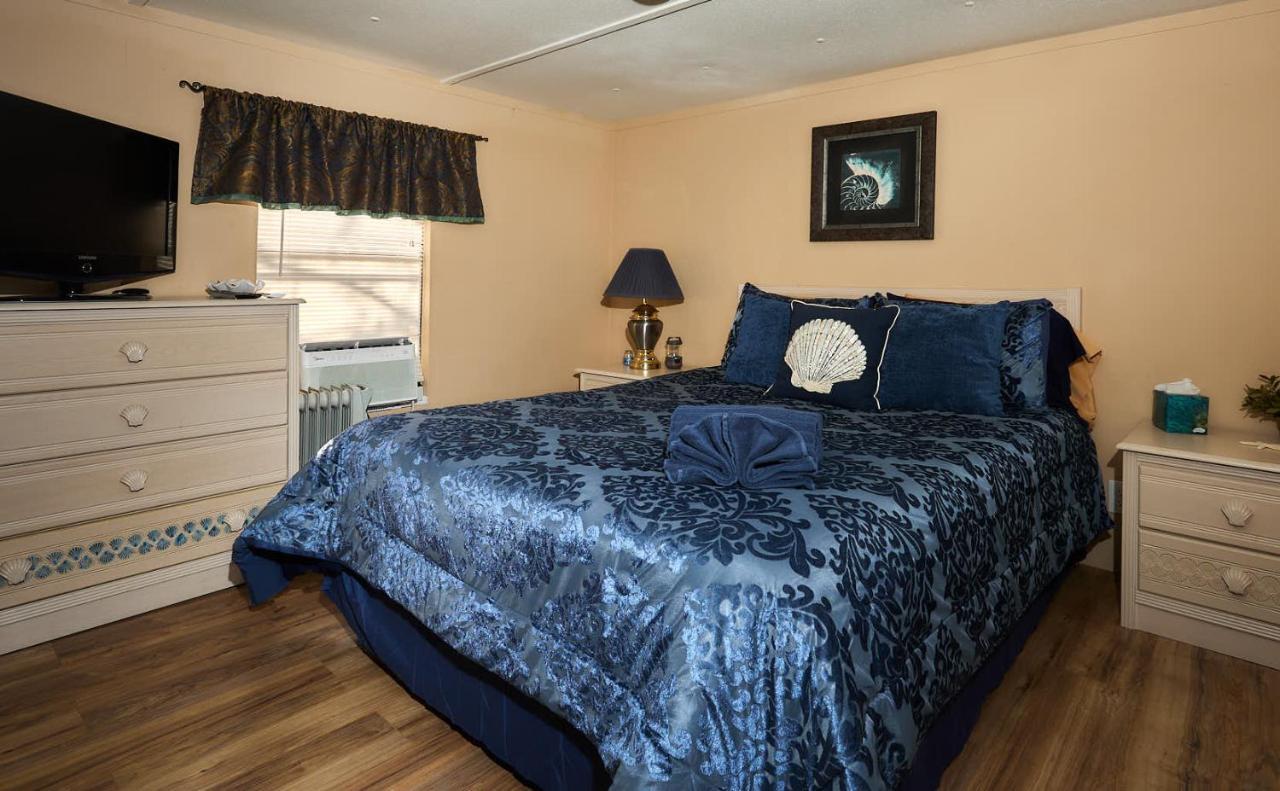 Room In Bb - Pleasant Days Bb Tropical Master Suite هوموساسا المظهر الخارجي الصورة